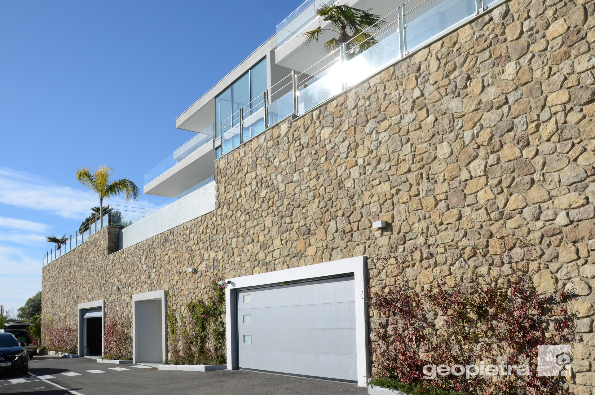residence luxury francia muro pietra ricostruita3