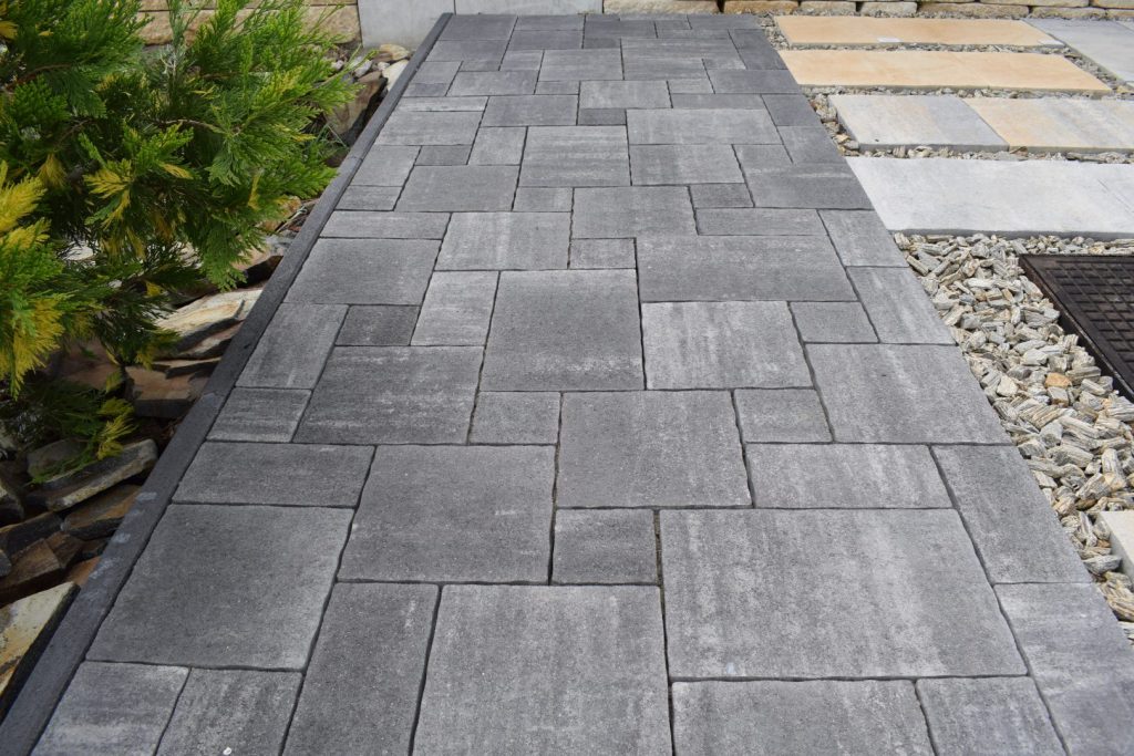 betonova dlazba villa nobile senso black shadow 1