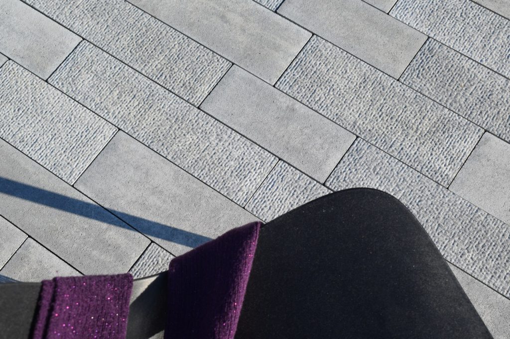 citystonedesign betonova dlazba listela white shadow 1