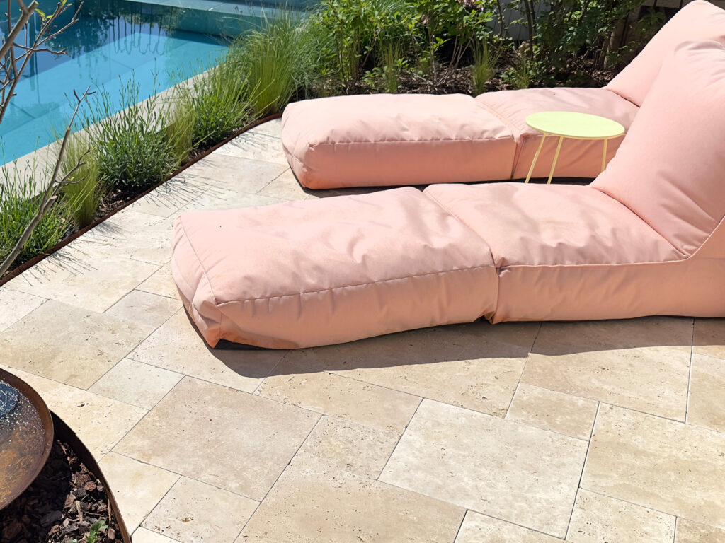 Terrassenplatten Medium Select Ambiente Pool Liegen nah