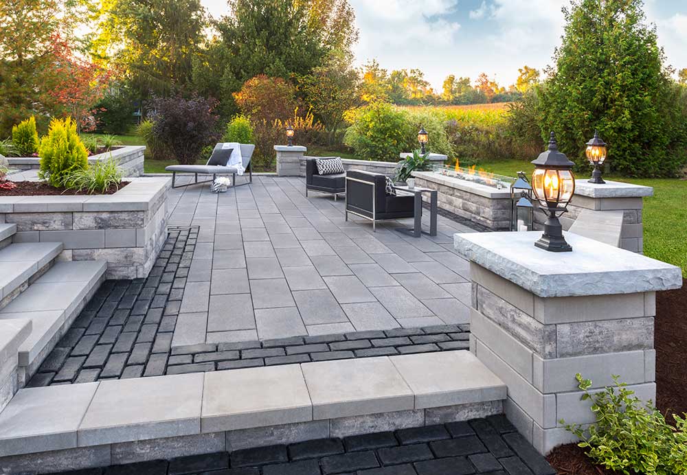 Paver Patio img 1000x692 1