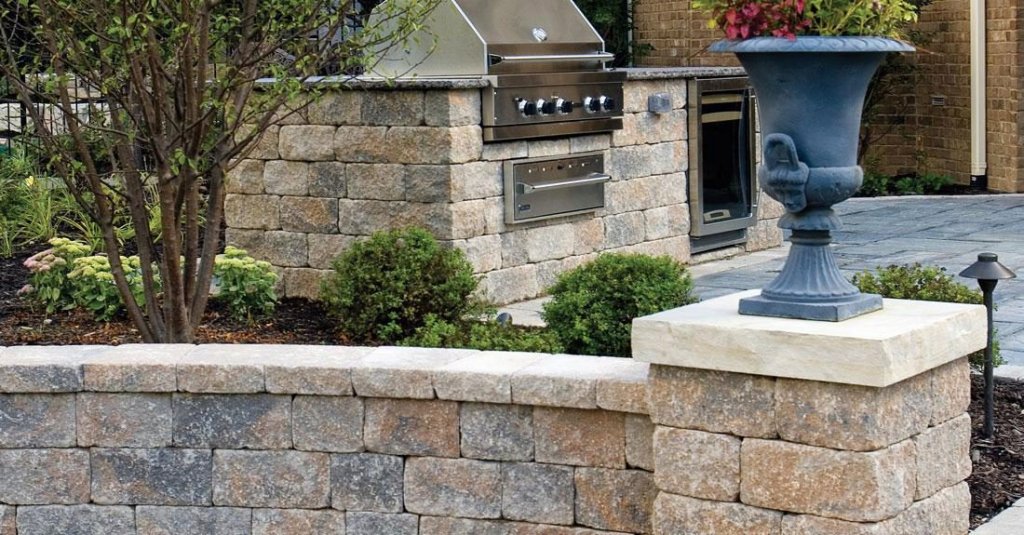 Unilock Estate Wall project sierra